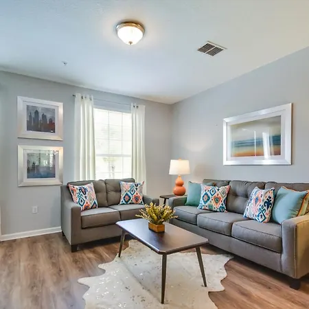 Newly Updated Condo, Minutes To Disneyuniversal